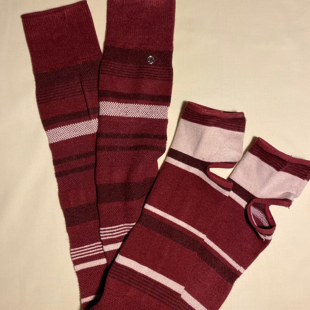 Lululemon Evolution leg warmers